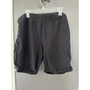 Torrid size 5 black bike active shorts